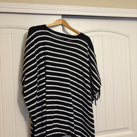 Ohio State Buckeyes Poncho XS/S Black and White Striped Gameday Couture Oversize - Picture 3 of 3